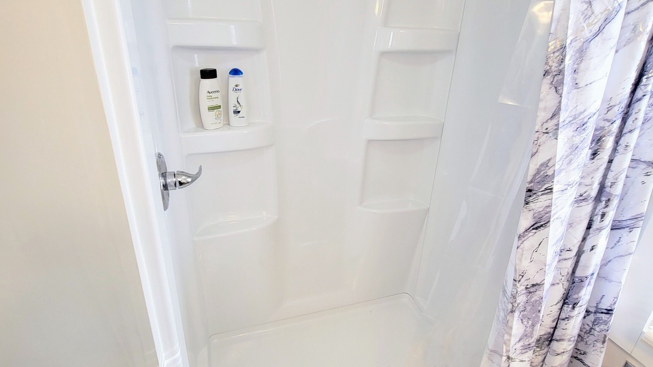 Photo of Bathroom in Galesburg