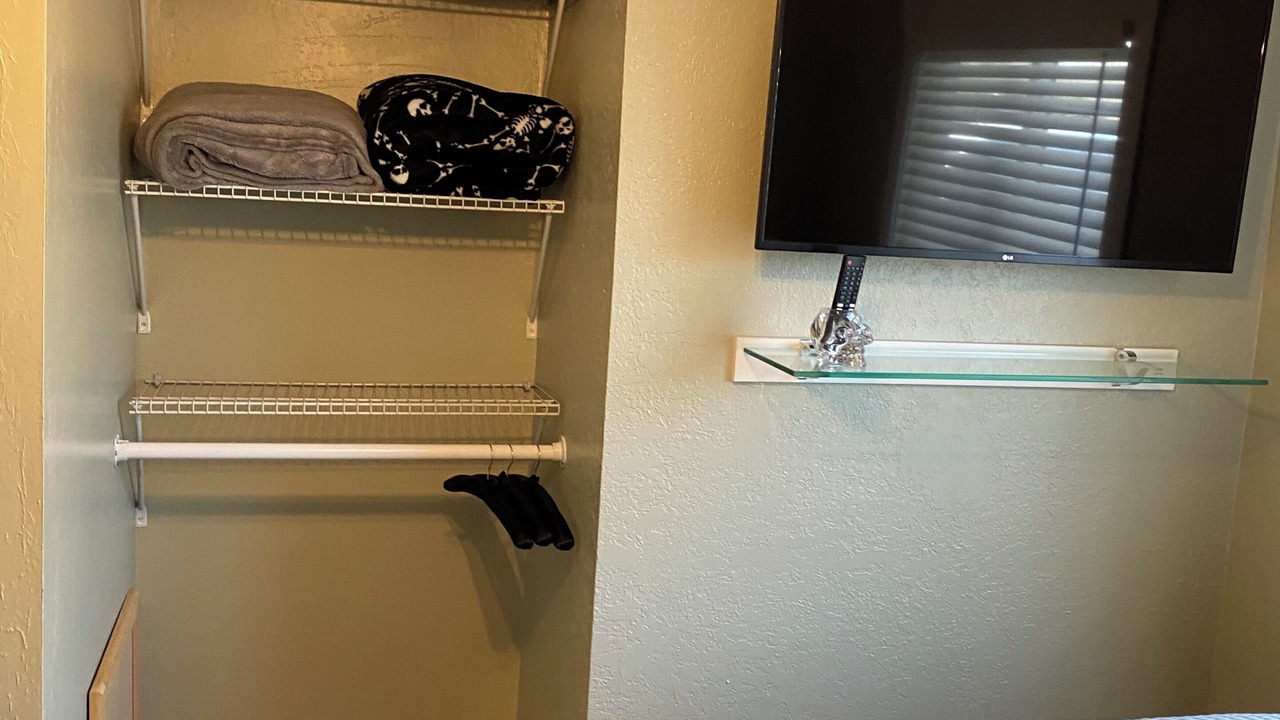Photo of Bedroom in South Haven