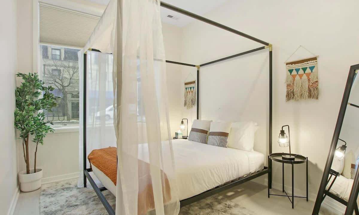Photo of Bedroom in Uptown