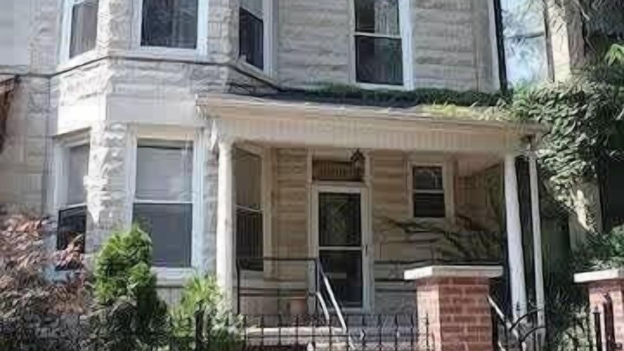 Photo of Outdoor in Lakeview