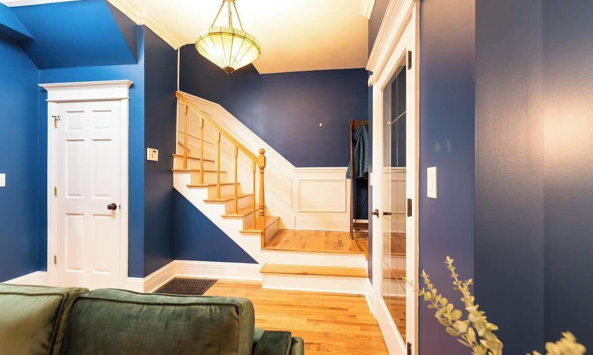 Photo of Bathroom in Lakeview