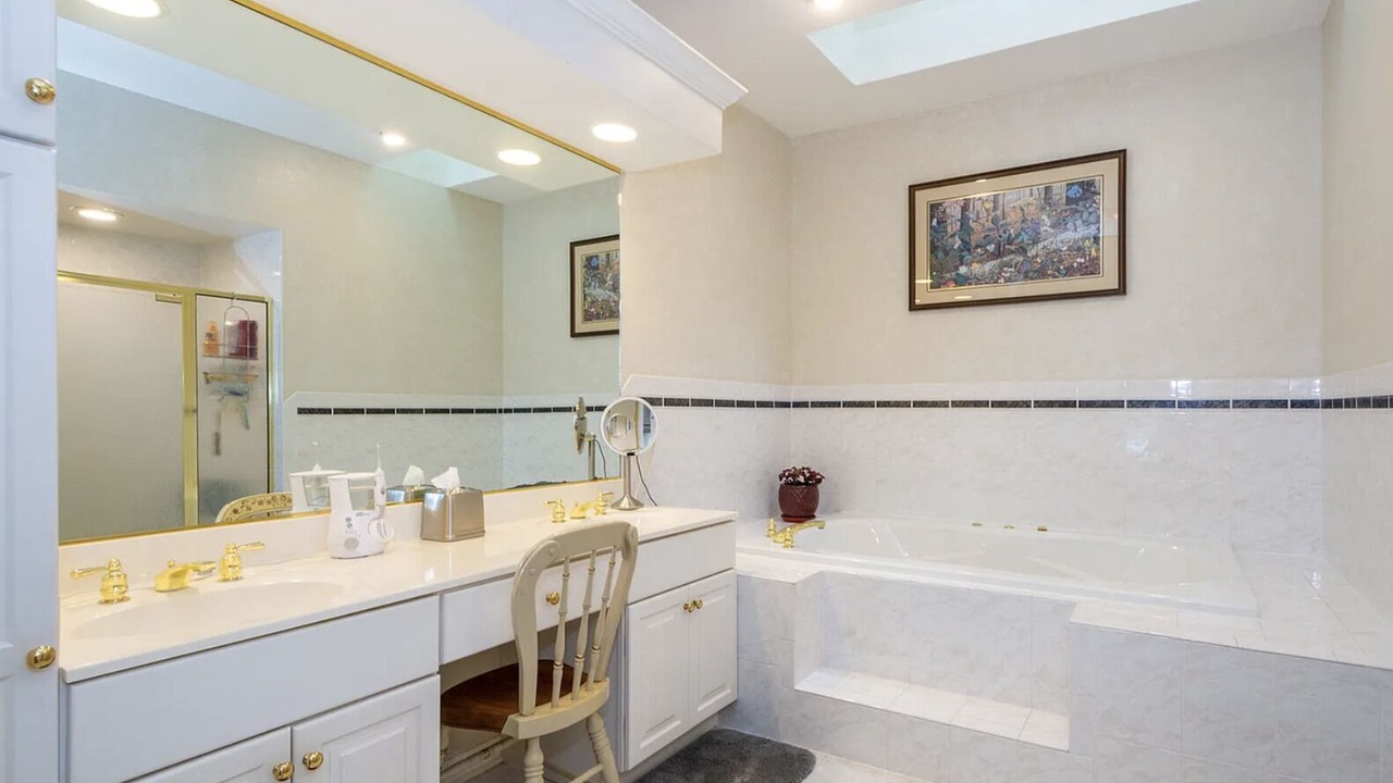 Photo of Bathroom in Antioch