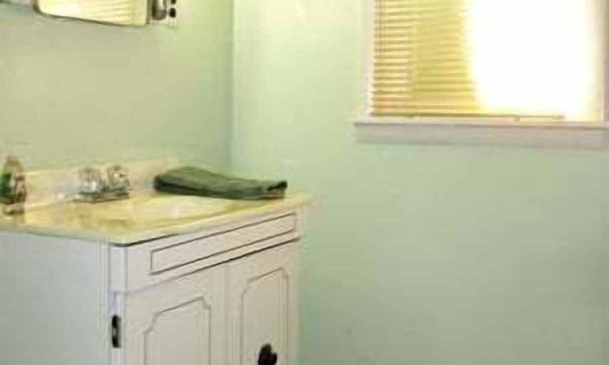 Photo of Bathroom in Douglas