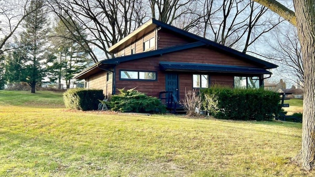 Photo of Outdoor in Davenport