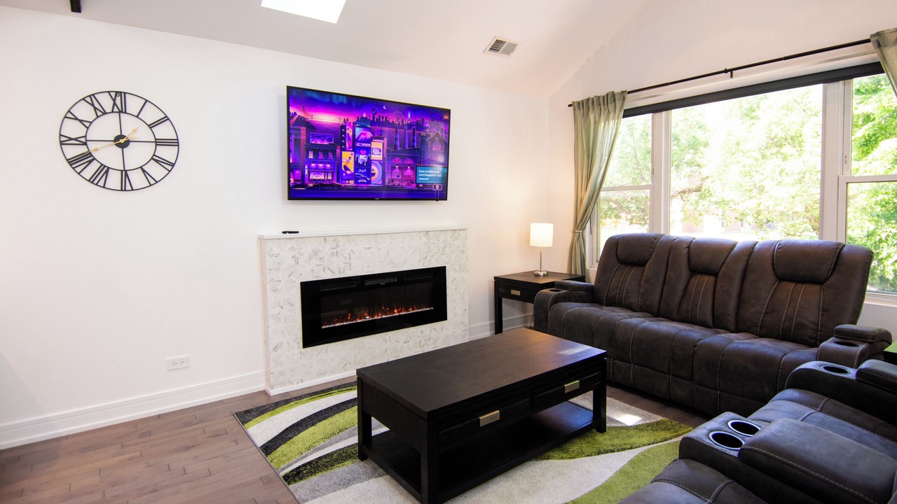 Photo of Livingroom in Pulaski Park