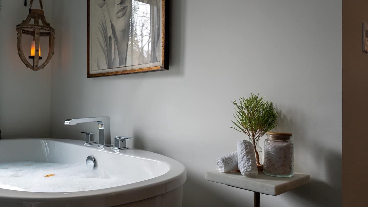 Photo of Bathroom in Douglas