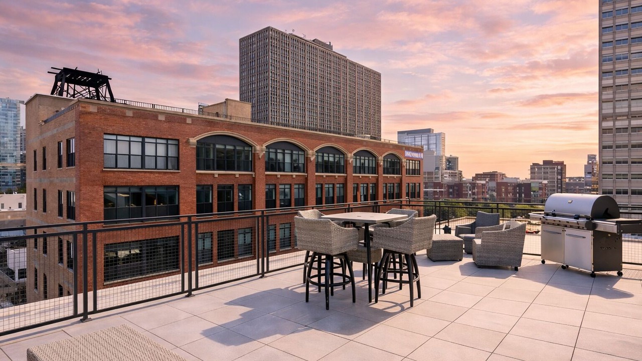 Photo of Outdoor in Near South Side