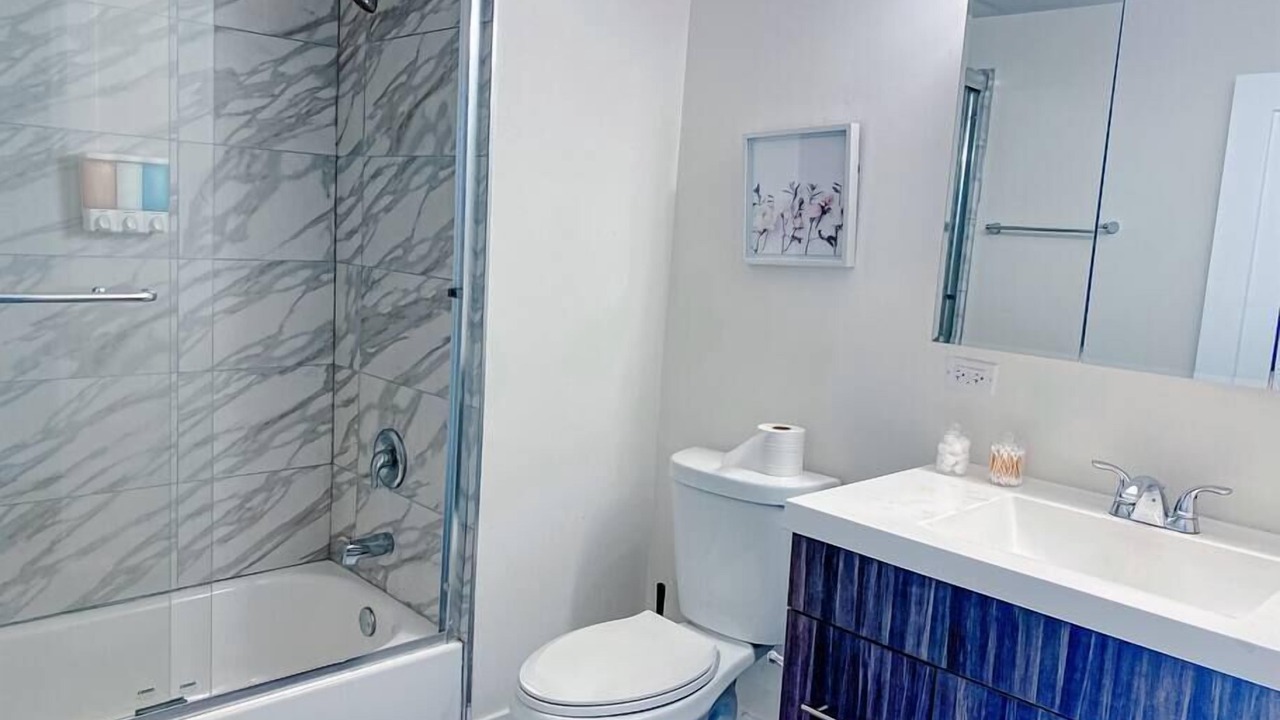 Photo of Bathroom in Near South Side