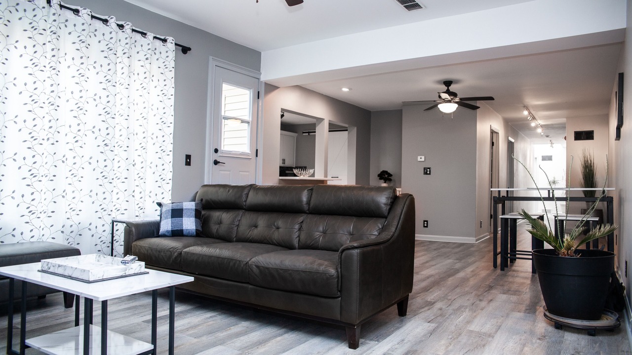 Photo of Livingroom in St. Charles