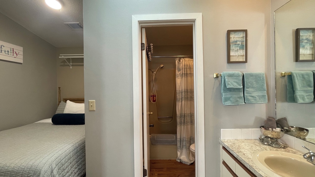 Photo of Bathroom in Bettendorf