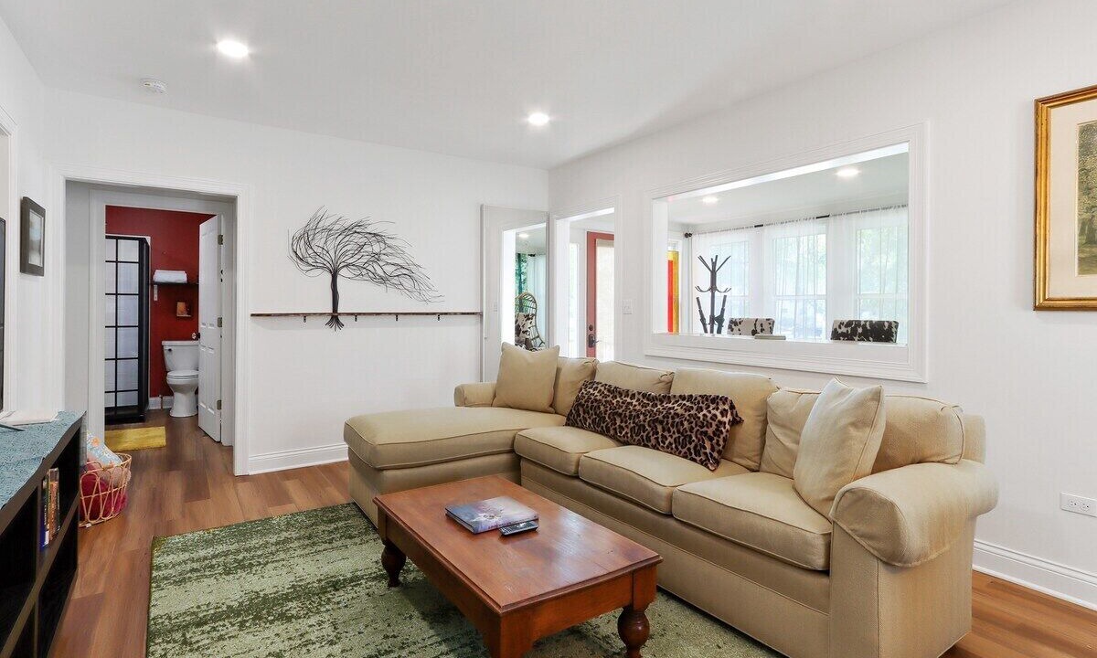 Photo of Livingroom in Lake Geneva