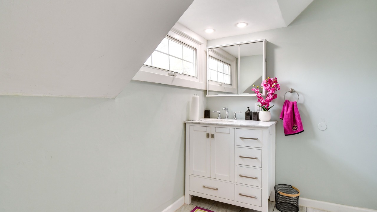Photo of Bathroom in Davenport