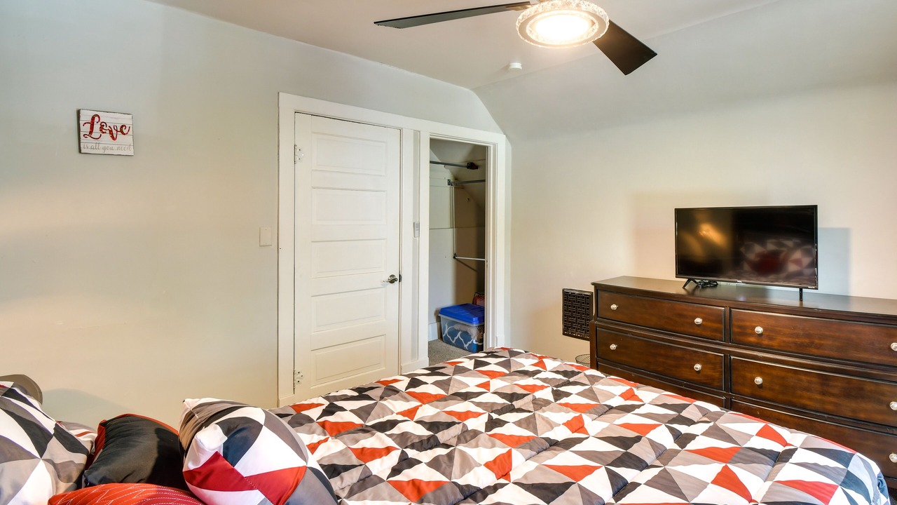 Photo of Bedroom in Davenport