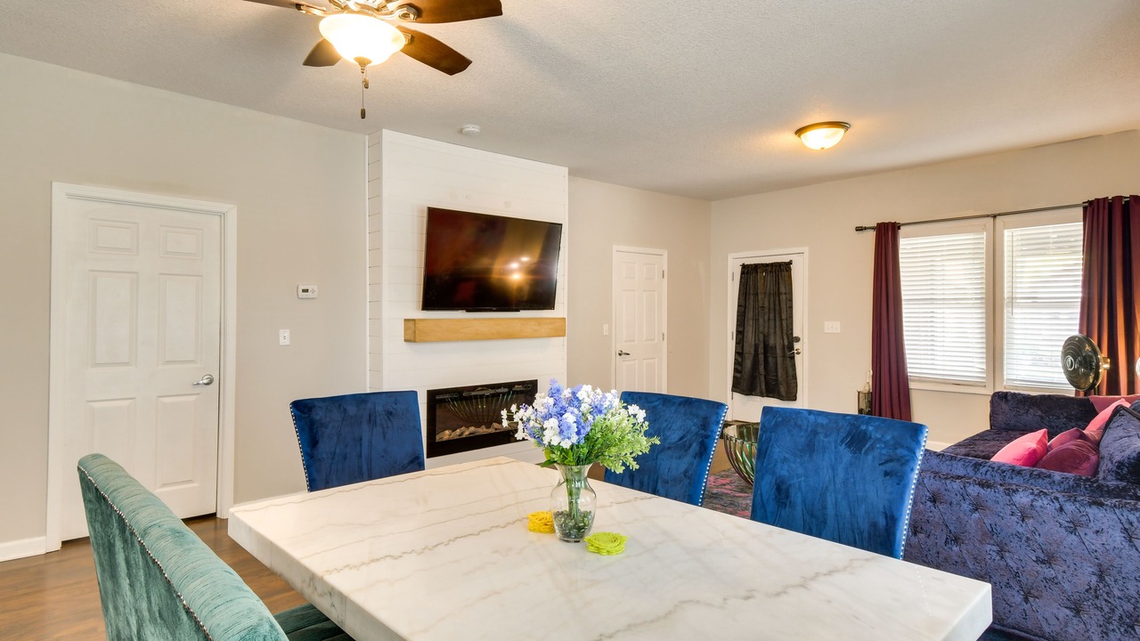 Photo of Livingroom in Davenport