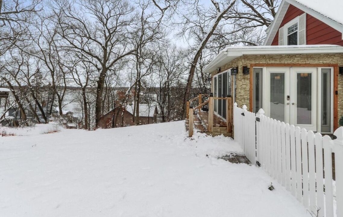 Photo of Outdoor in Delavan Lake