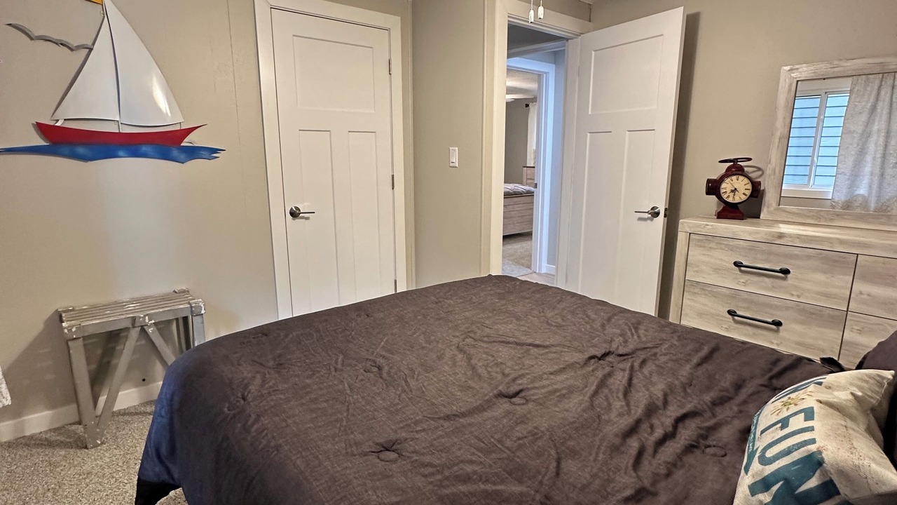 Photo of Bedroom in Spirit Lake