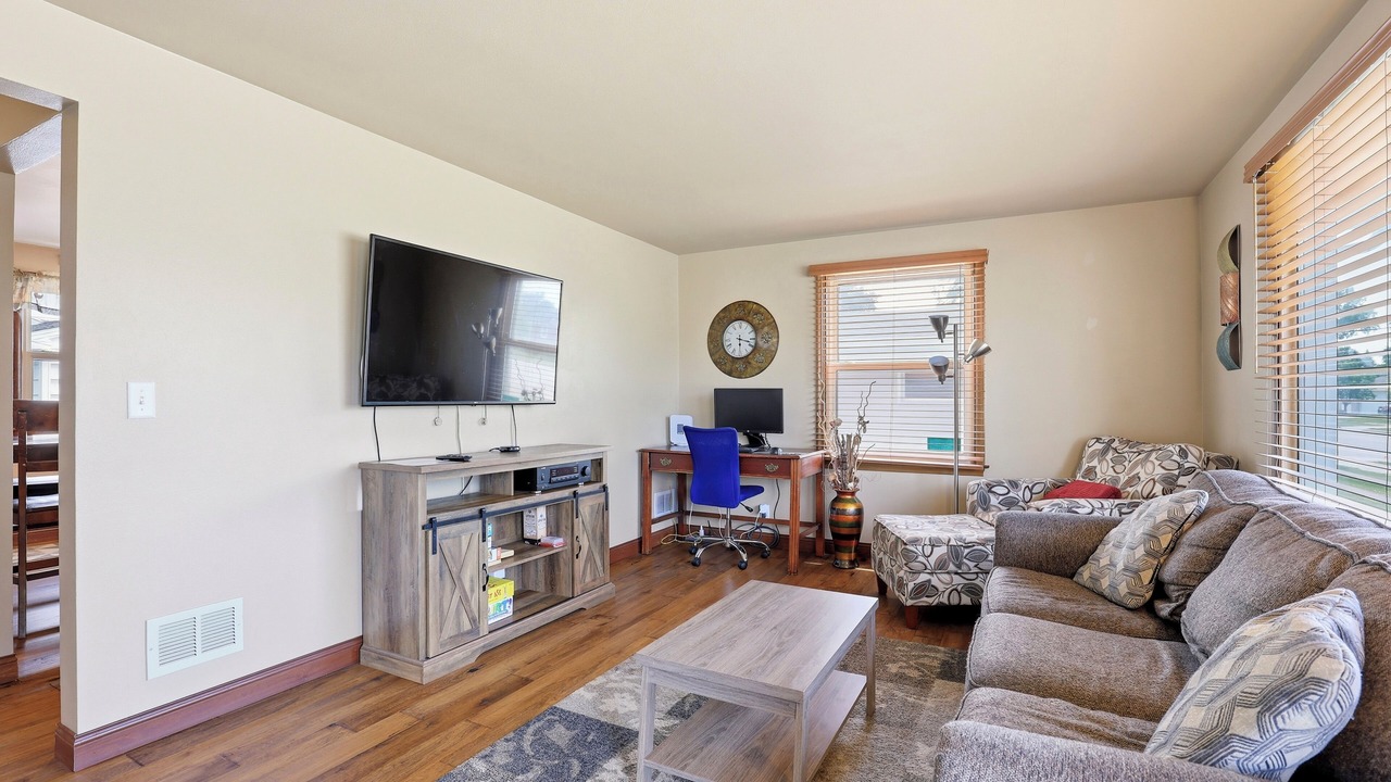 Photo of Livingroom in Kimberly