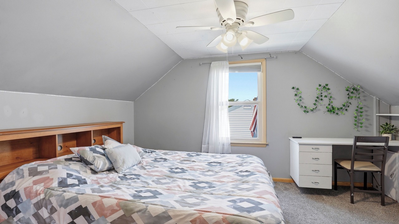 Photo of Bedroom in Kimberly