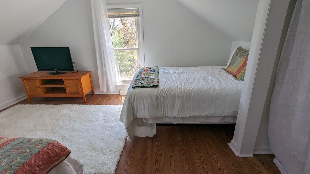Photo of Bedroom in Montague