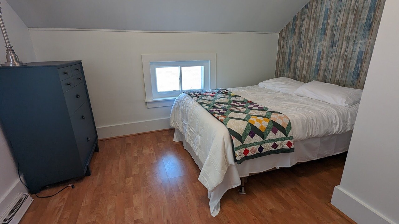 Photo of Bedroom in Montague