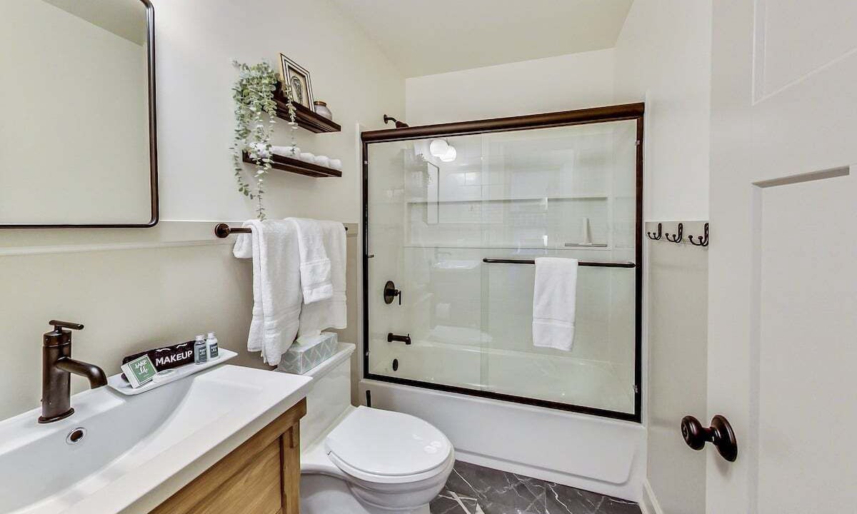 Photo of Bathroom in Lake Geneva