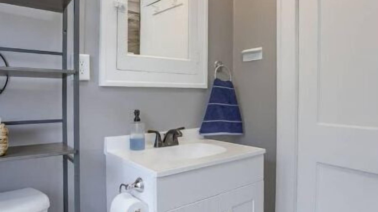 Photo of Bathroom in Council Bluffs