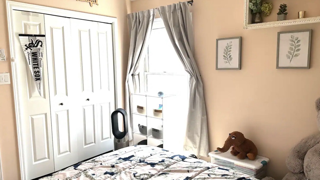 Photo of Bedroom in Lake Meadows