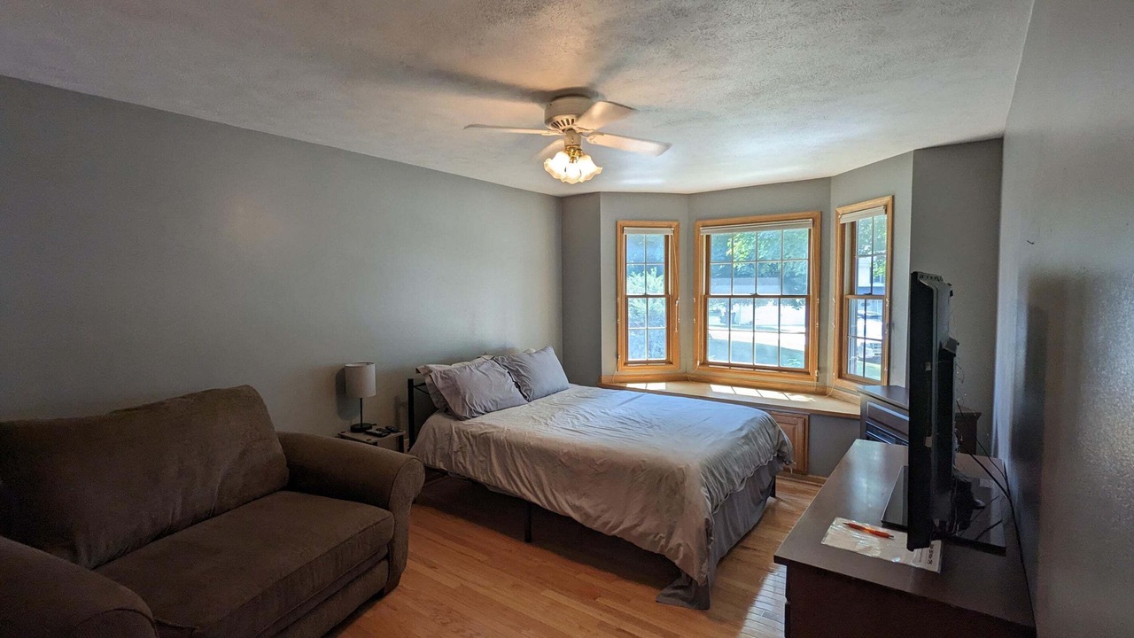 Photo of Livingroom in Elkhorn