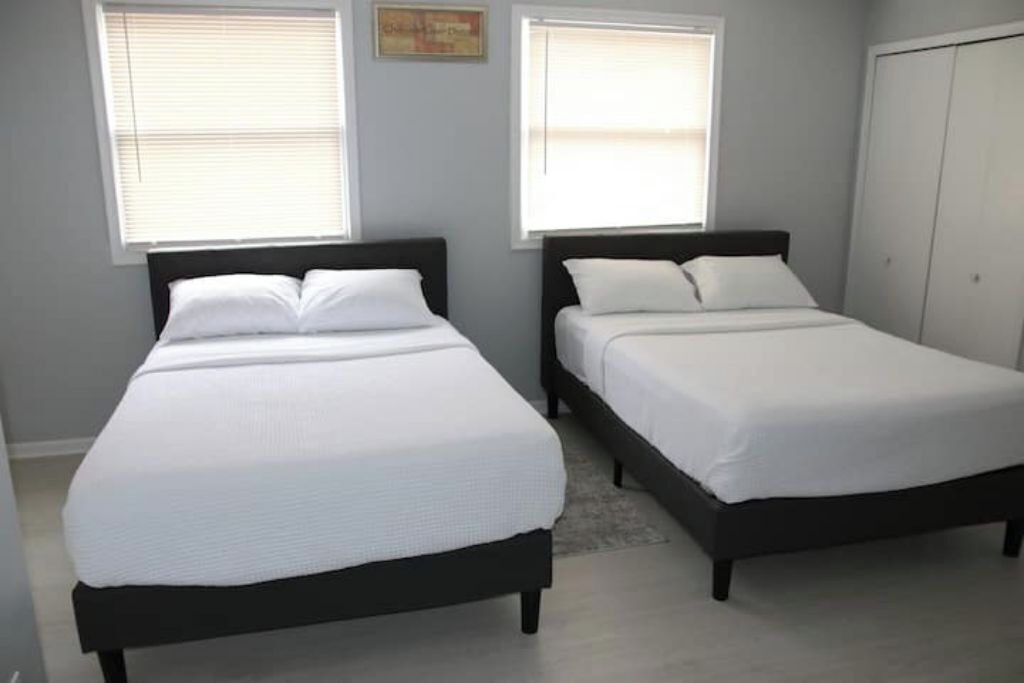 Photo of Bedroom in Harper Woods