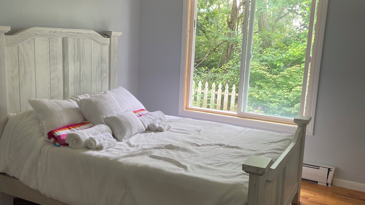 Photo of Bedroom in Whitehall