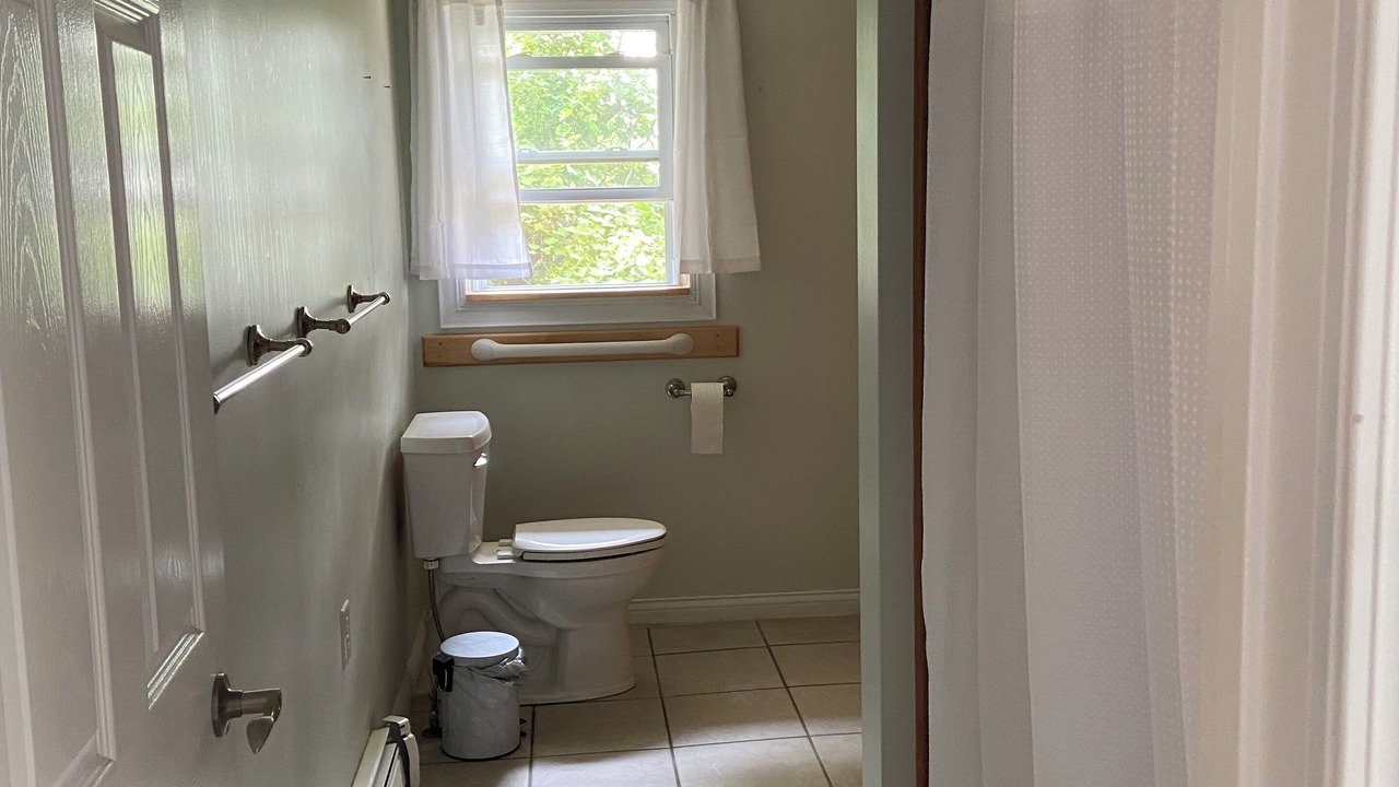 Photo of Bathroom in Whitehall