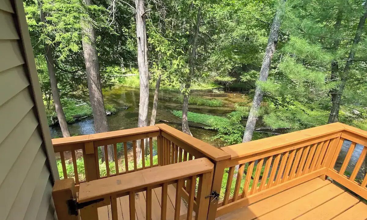 Photo of Outdoor in Irons