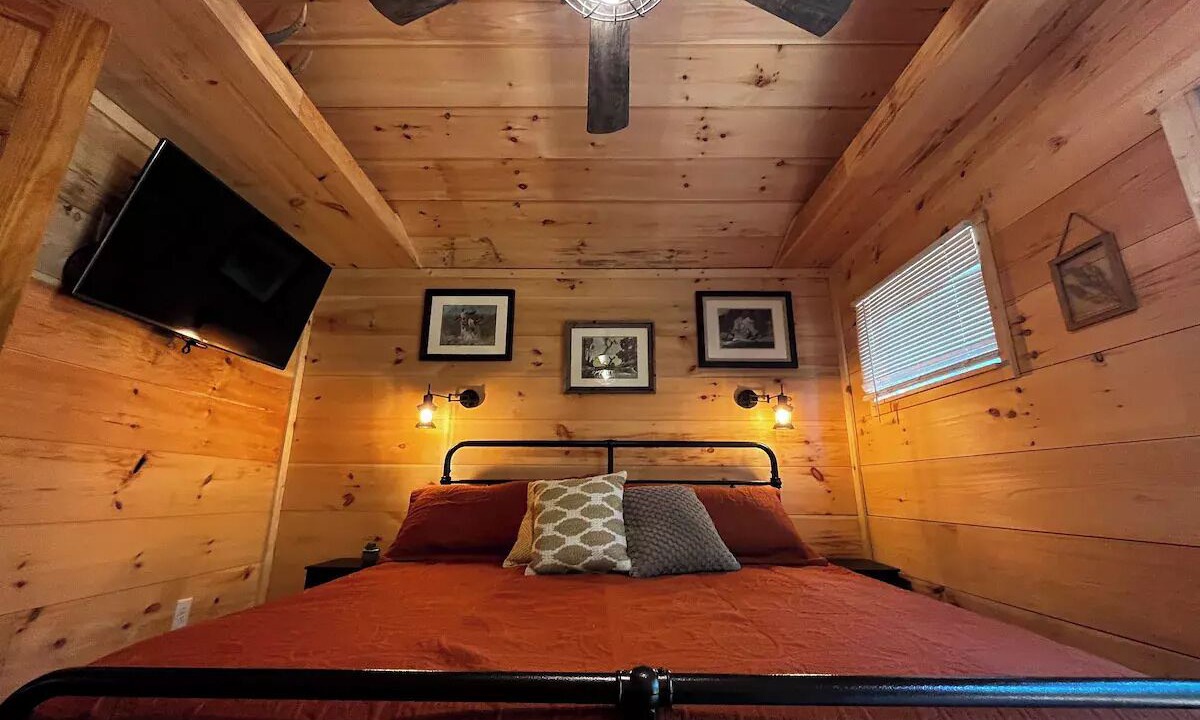 Photo of Bedroom in Irons