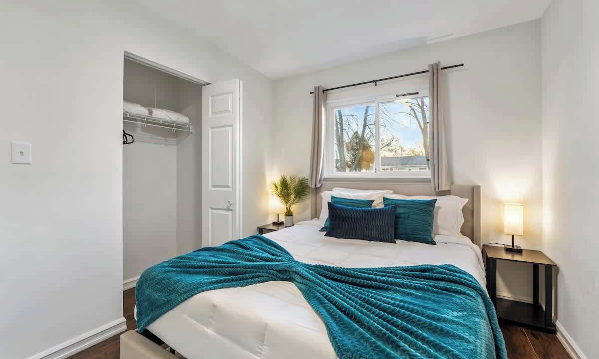 Photo of Bedroom in Bolingbrook