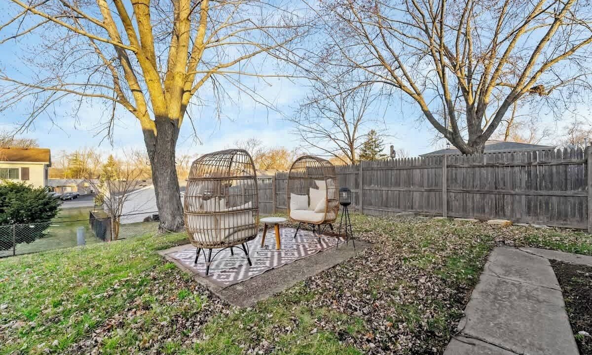 Photo of Outdoor in Bolingbrook