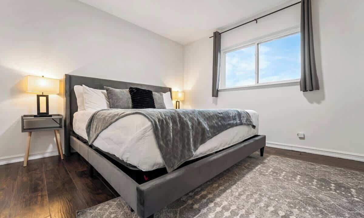 Photo of Bedroom in Bolingbrook