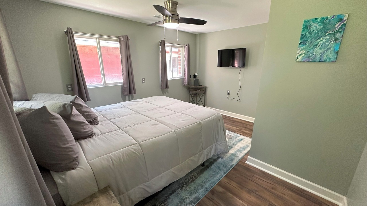 Photo of Bedroom in Glenwood
