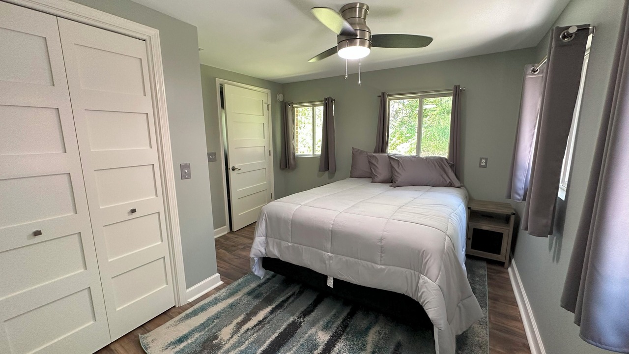 Photo of Bedroom in Glenwood