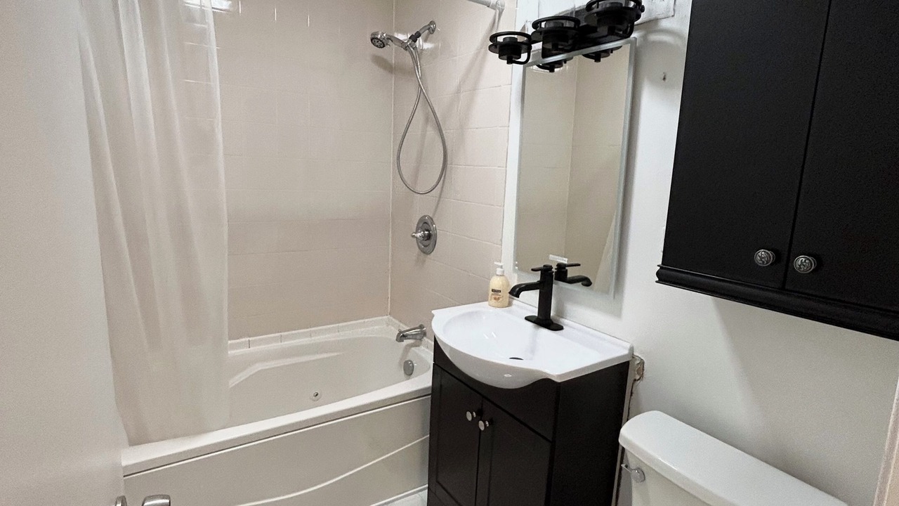 Photo of Bathroom in Lake Bluff
