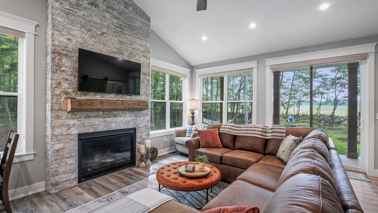Photo of Livingroom in Egg Harbor