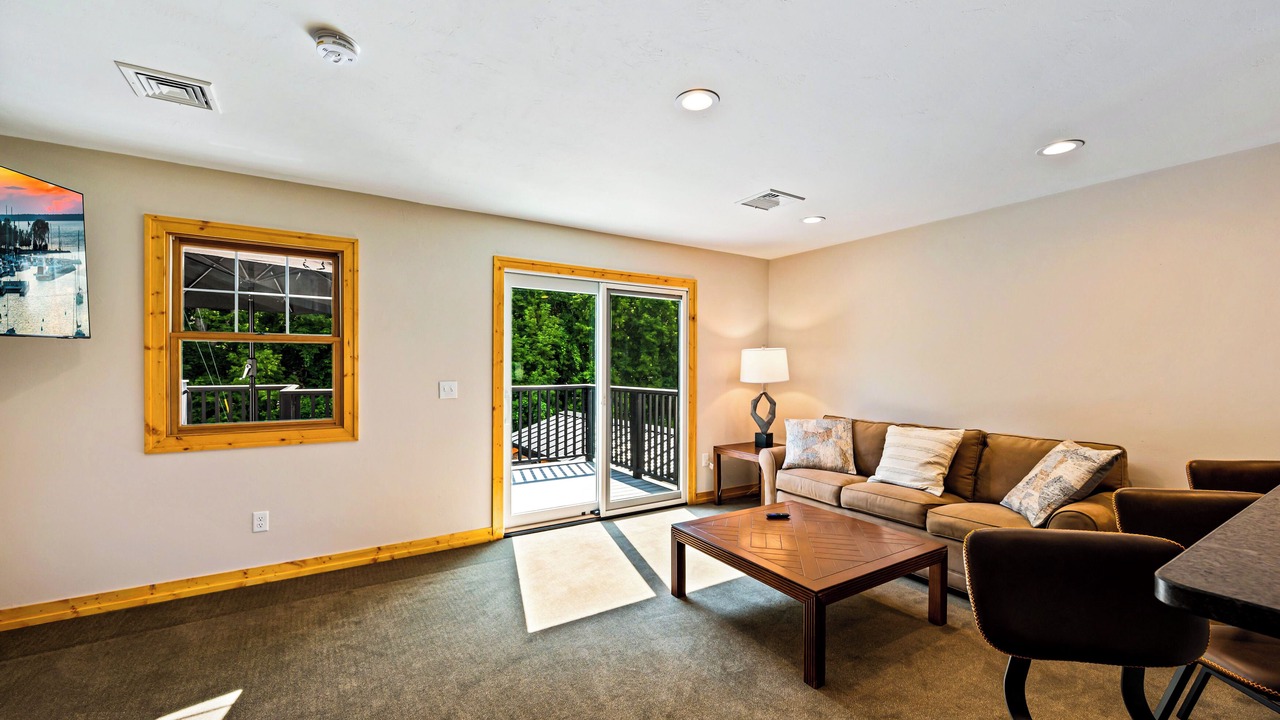 Photo of Livingroom in Fish Creek