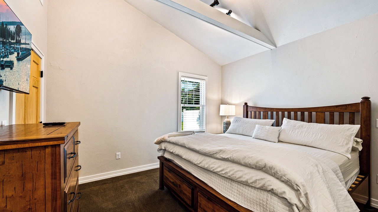 Photo of Bedroom in Fish Creek