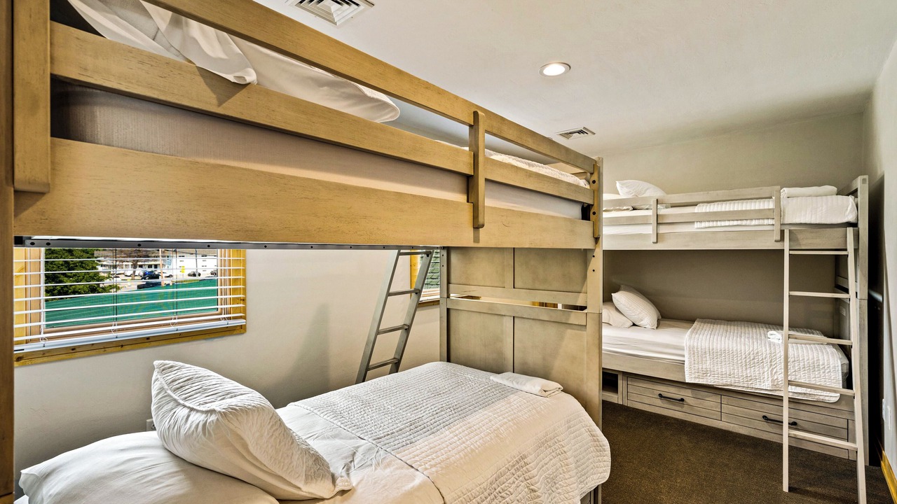 Photo of Bedroom in Fish Creek