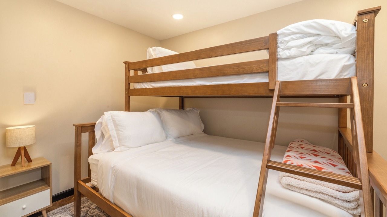 Photo of Bedroom in Glendale
