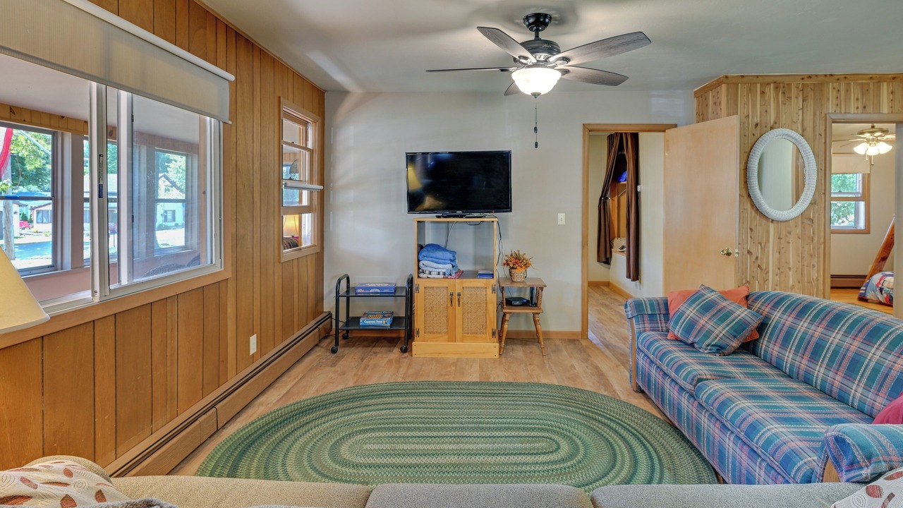 Photo of Livingroom in Shawano