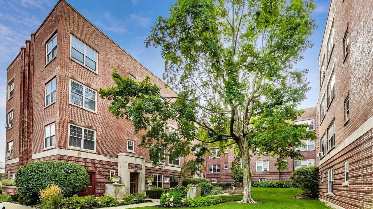 Photo of Outdoor in Evanston