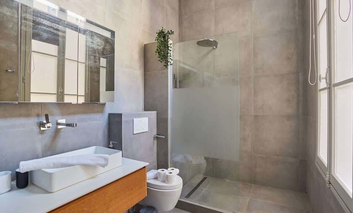 Photo of Bathroom in Les Iles