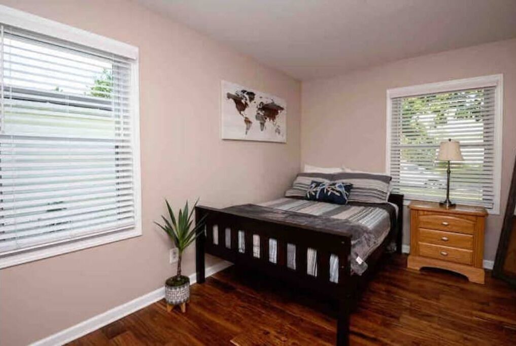 Photo of Bedroom in Niles