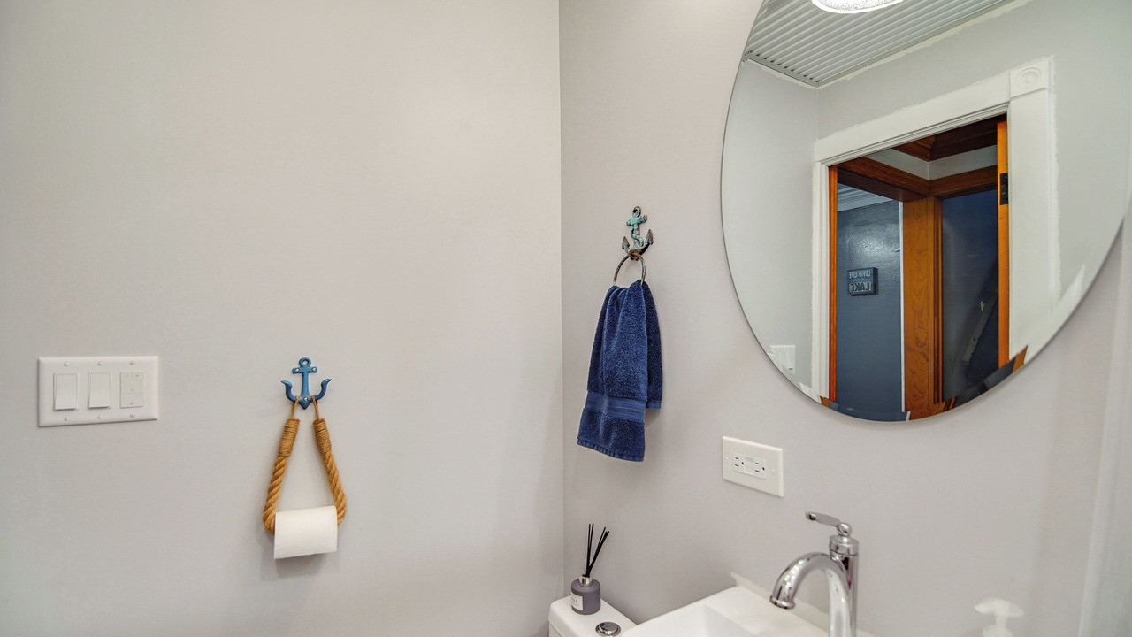 Photo of Bathroom in Fox Lake