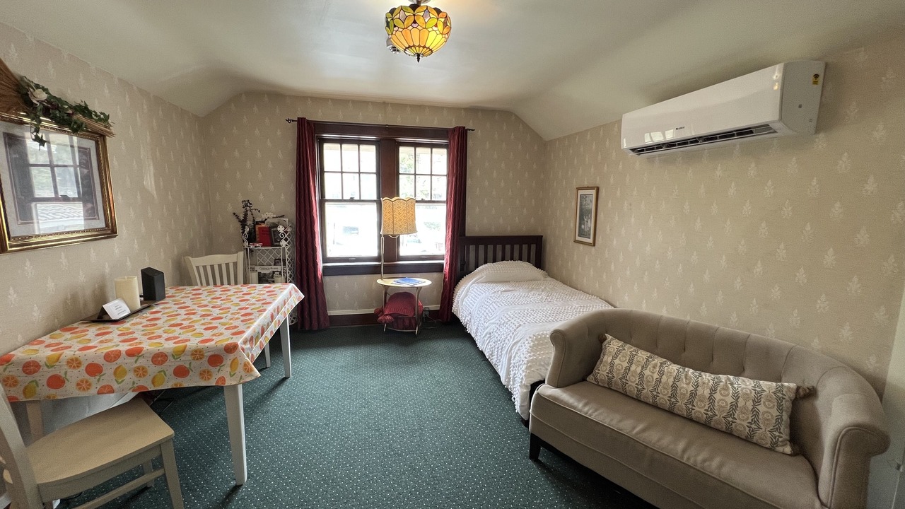 Photo of Bedroom in Council Bluffs